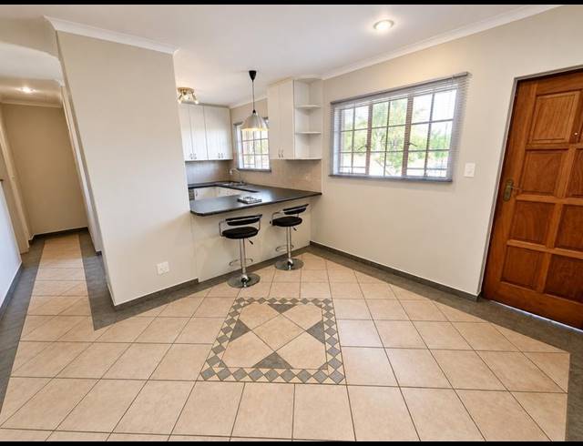 2 BEDROOM APARTMENT FOR SALE IN ERASMUSKLOOF